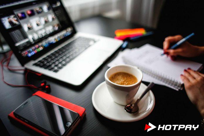 Jak rozpocząć sprzedaż online w ramach działalności nierejestrowanej? Kompletny poradnik dla początkujących