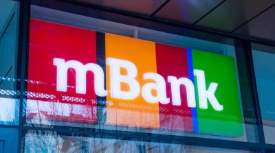 Masz konto w mBanku? Bank zwiększy limity BLIK i przelewów. Jedna usługa całkowicie zniknie